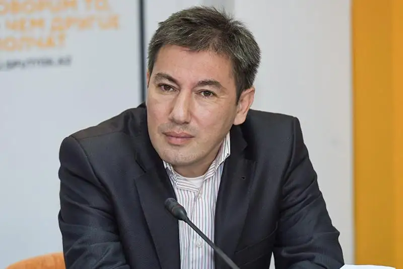 От казахстанцев требуется сплоченность в построении Нового Казахстана - эксперт