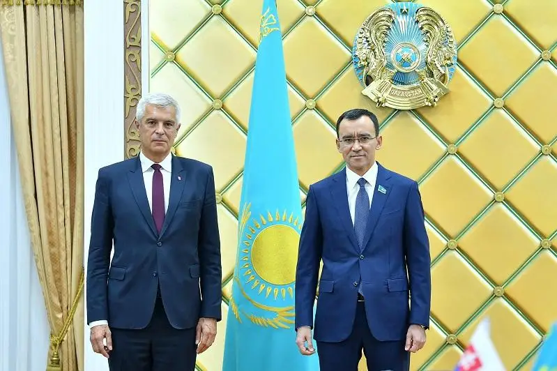 Спикер Сената встретился с министром иностранных и европейских дел Словакии