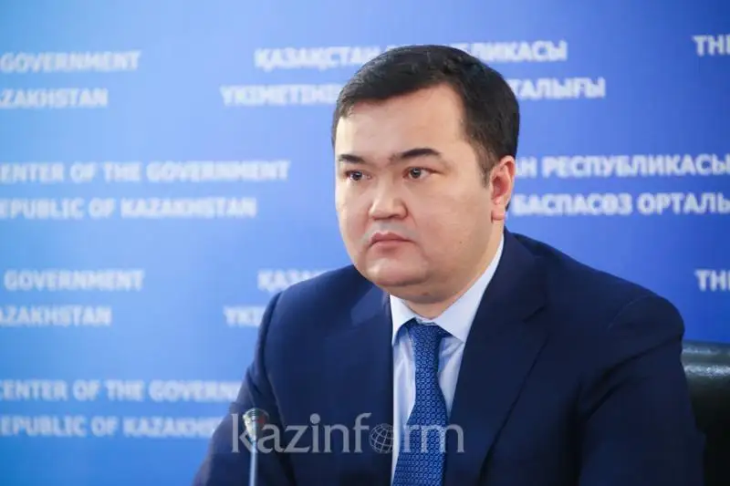 Оперативно разбираться с каждой жалобой по теплу потребовал Женис Касымбек