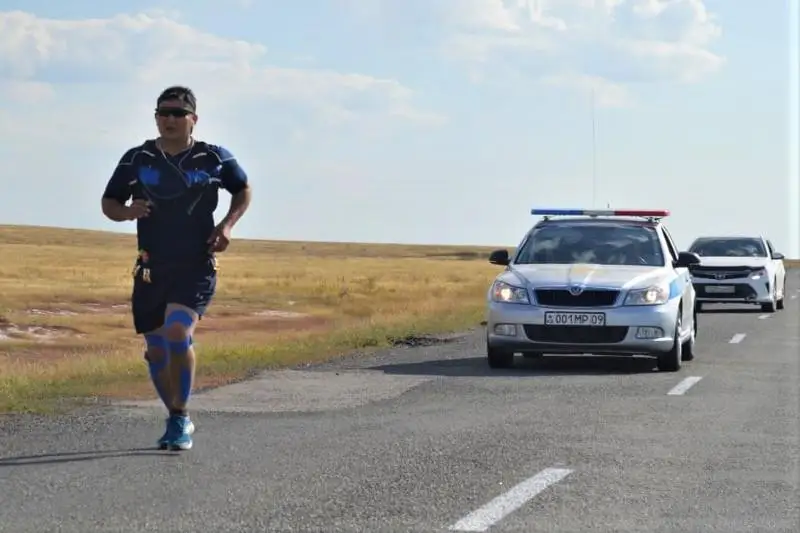 Казахстанский офицер-ультрамарафонец готовится к новому рекорду
