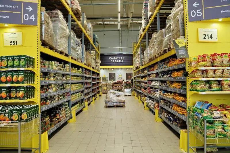 Дефицита продовольственных товаров в столице нет – Ерлан Бекмурзаев