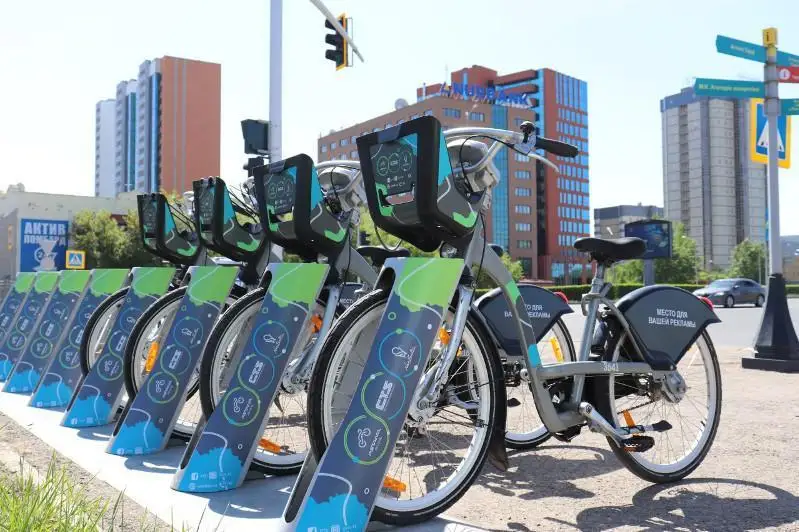 700 myń ret jalǵa berildi: Astanada «Velobike» velomaýsymy aıaqtaldy