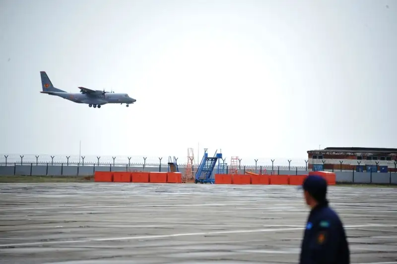 На авиабазах Астаны и Караганды развернуты тренировки летных составов парада