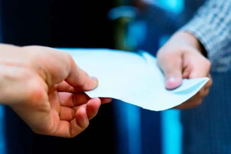 Сотрудники акимата наказаны за коррупцию в Таразе