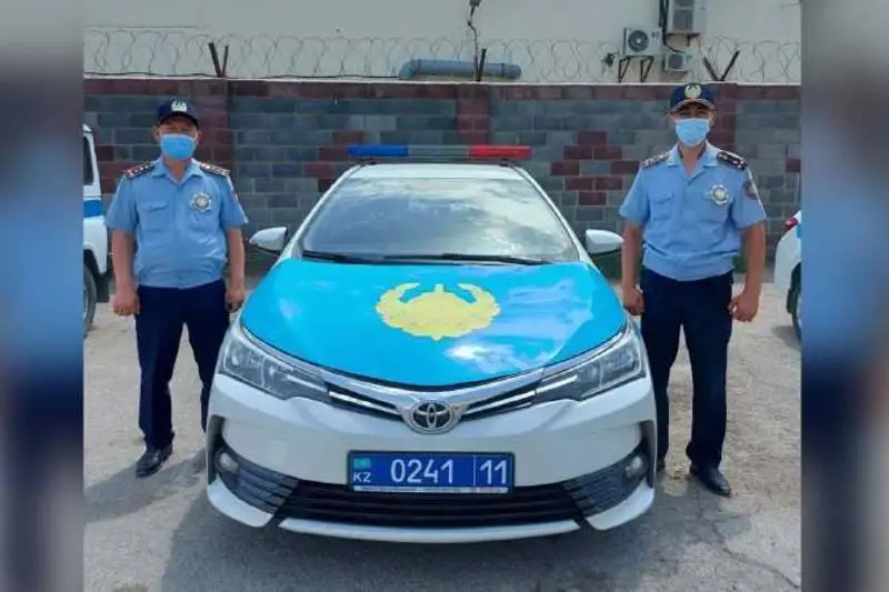 Пять человек спасли из пожара полицейские Кызылорды