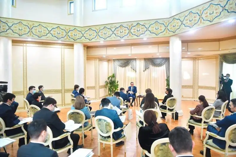 Jańa Qazaqstan: Senat janyndaǵy jas sarapshylar klýby Prezıdent reformalaryn talqylady