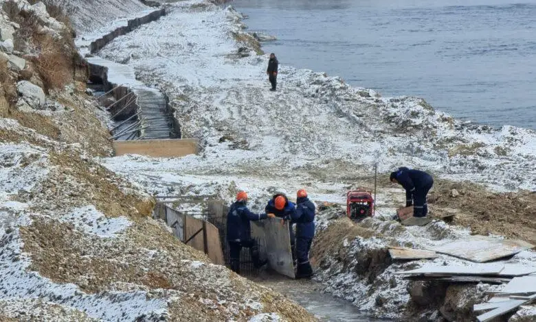 Работы по укреплению берега Иртыша завершены на 80% в Семее