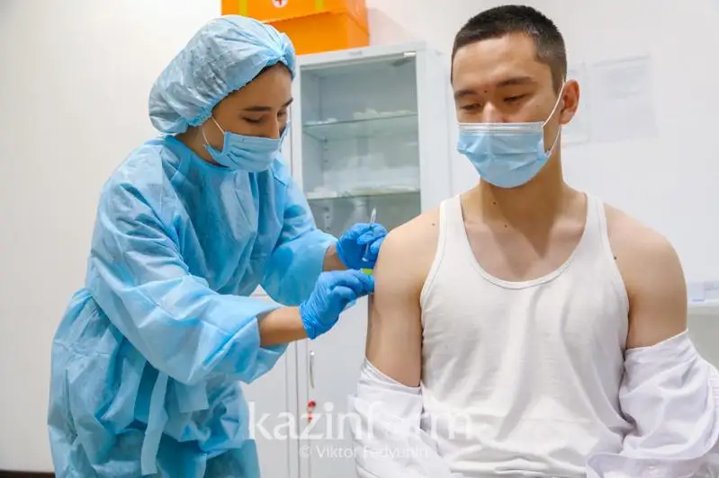 Чем ревакцинироваться после прохождения полного курса вакцинации, рассказали астанчанам