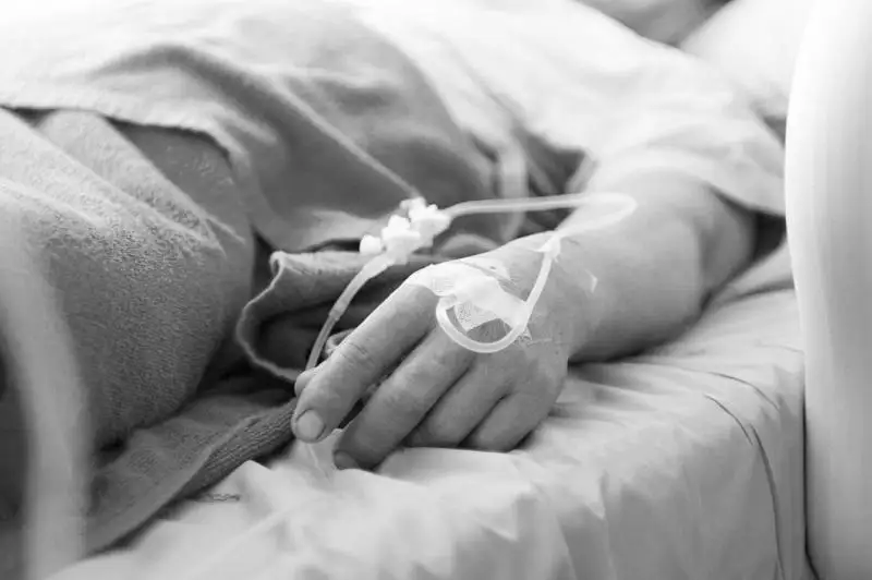 16 человек скончались за сутки от пневмонии с признаками КВИ в Казахстане