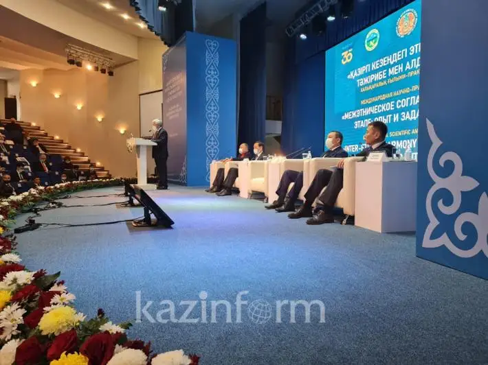 «Екі тіл, екі қанат» - универсальная формула языковой политики