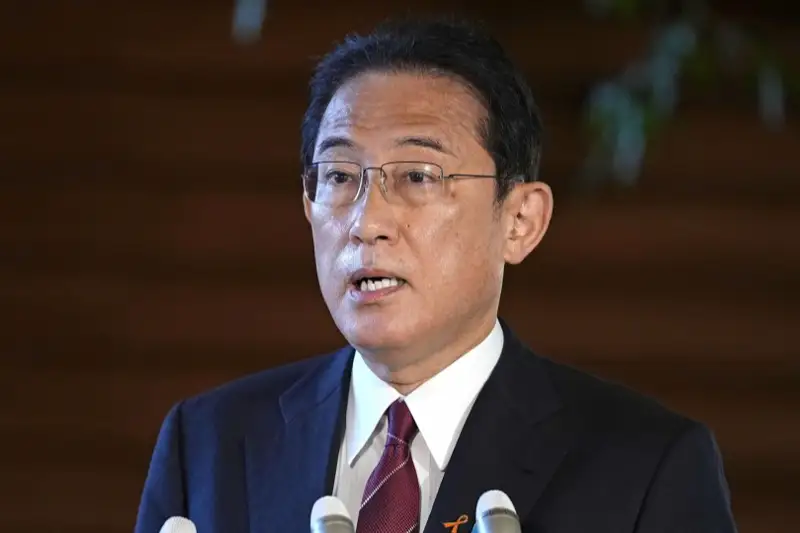 Обновленный состав кабмина Японии огласят 10 ноября