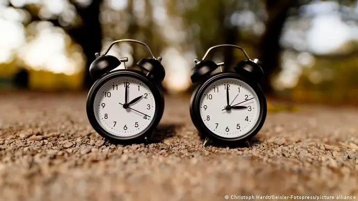 Евросоюз перешел на зимнее время