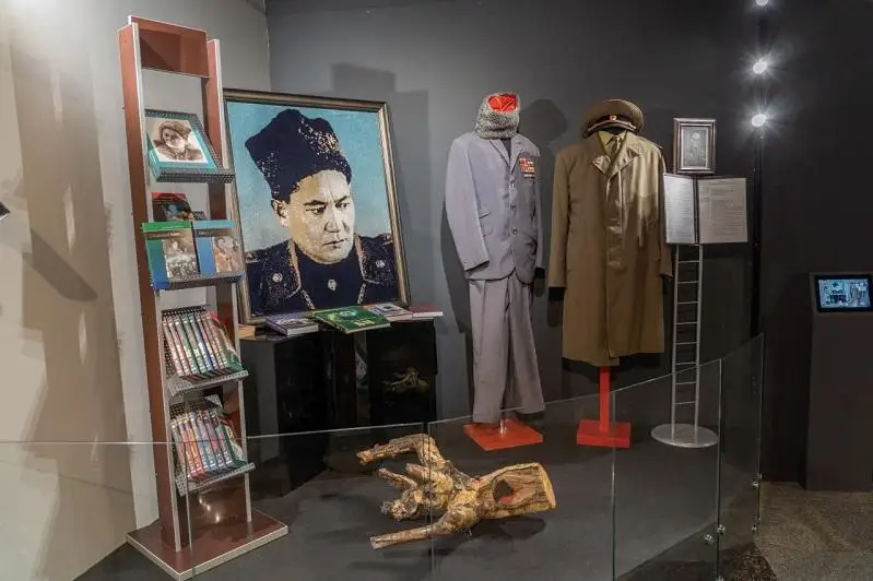 Московская школа имени Момышулы подготовила выставку о подвиге панфиловцев