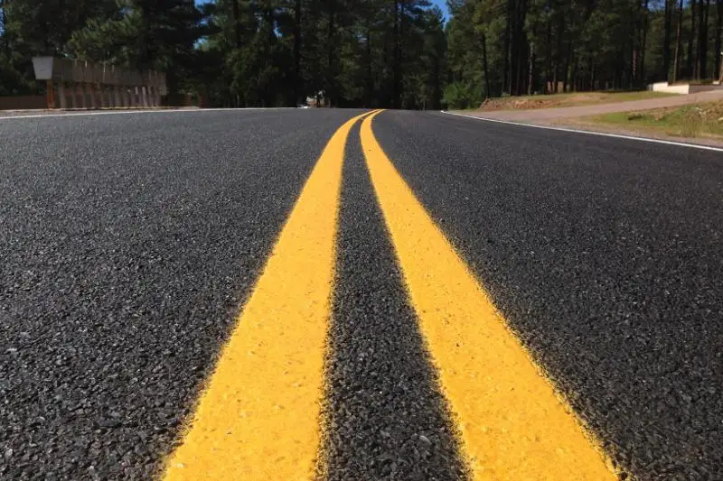 Желтая разметка появилась на дорогах в Алматинской области