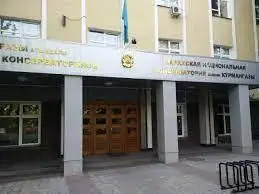 Muǵalimder jataqhanadaǵy stýdentterdi úılerine alyp, qamqorlyq tanytýda – mınıstrlik