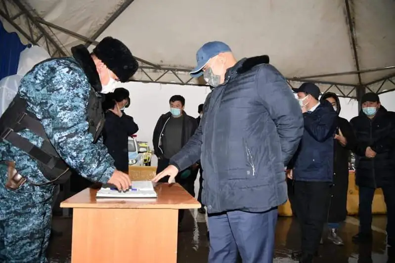 Более 40 блокпостов сняли в Туркестанской области