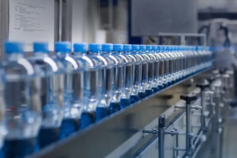Завод по производству минеральной воды запустят в ВКО