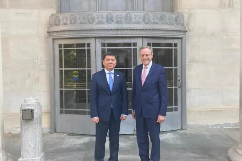 Министр юстиции РК провел ряд важных встреч в США