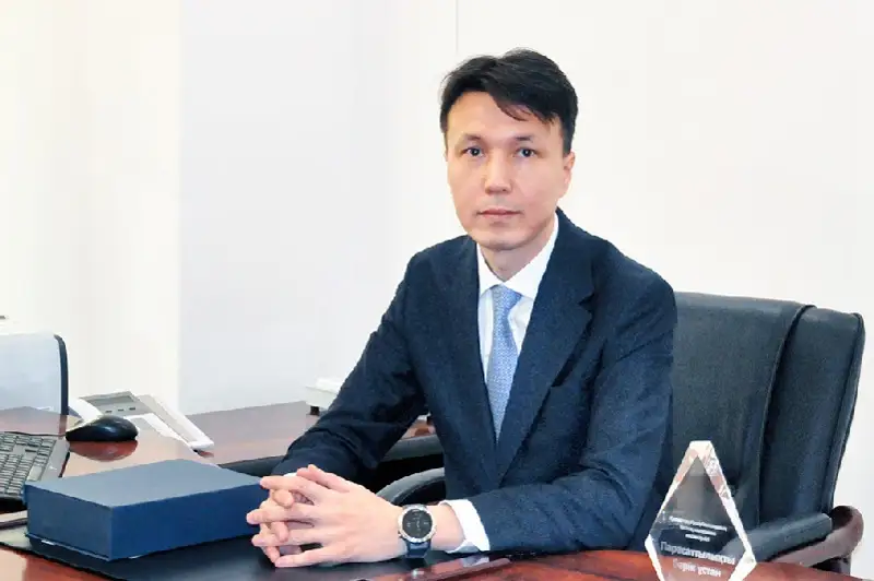 Meıirjan ıÝsýpov QR Ulttyq ekonomıka vıtse-mınıstri qyzmetinen bosatyldy
