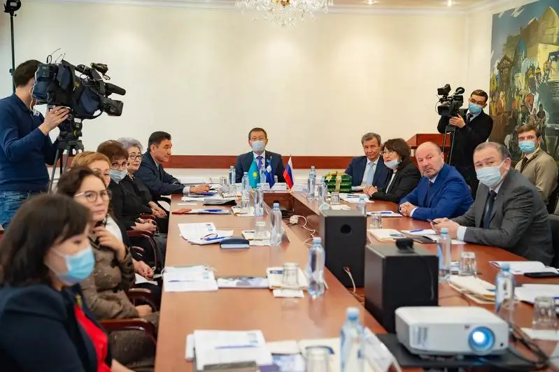 Презентован Комментарий к Уголовному кодексу РК на государственном и русском языках