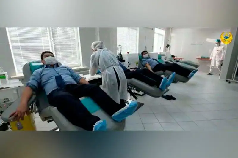 Донорскую эстафету продолжили атырауские полицейские