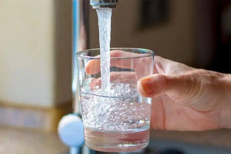 Построено и реконструировано 4,5 тысяч километров сетей водоснабжения - Аскар Мамин