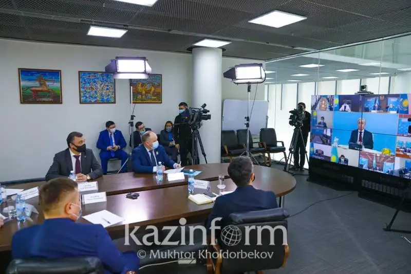 Memleket basshysy: Reformalardy synaıtyndar kóbinese máselege ústirt qaraıdy