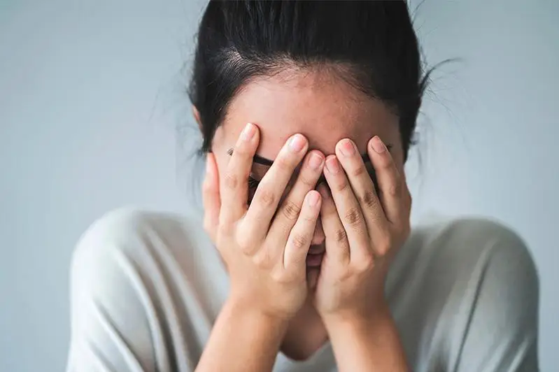 У заболевших КВИ наблюдается агрессия, снижение памяти, паника - врач