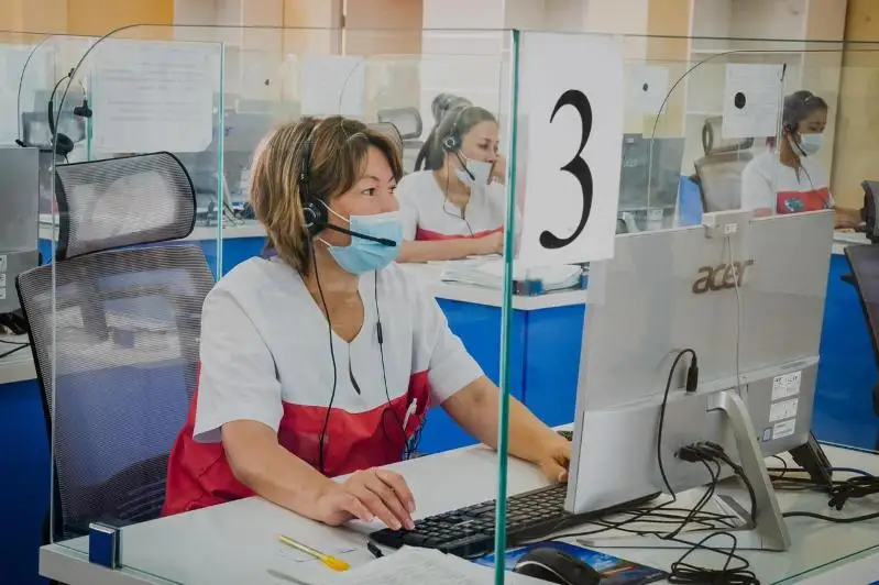 Сколько вызовов поступает в службу скорой медпомощи Казахстана