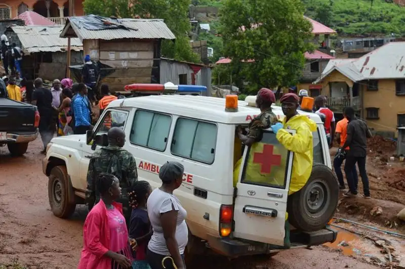 90 человек погибли в результате взрыва бензовоза в Сьерра-Леоне