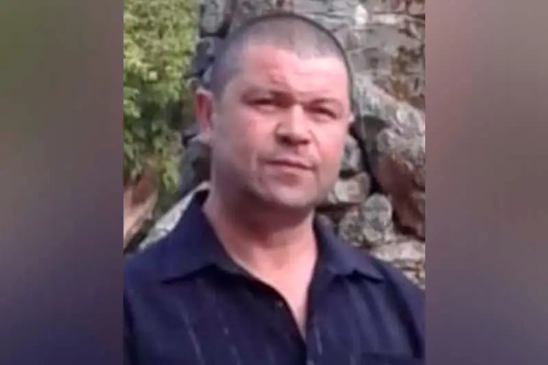 Esil ózeni jaǵasynda joǵalǵan er adam izdestirilip jatyr