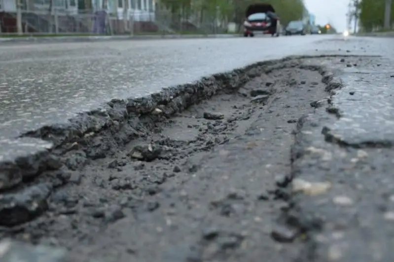 80 человек привлекли к ответственности за повреждения дорог в Жамбылской области