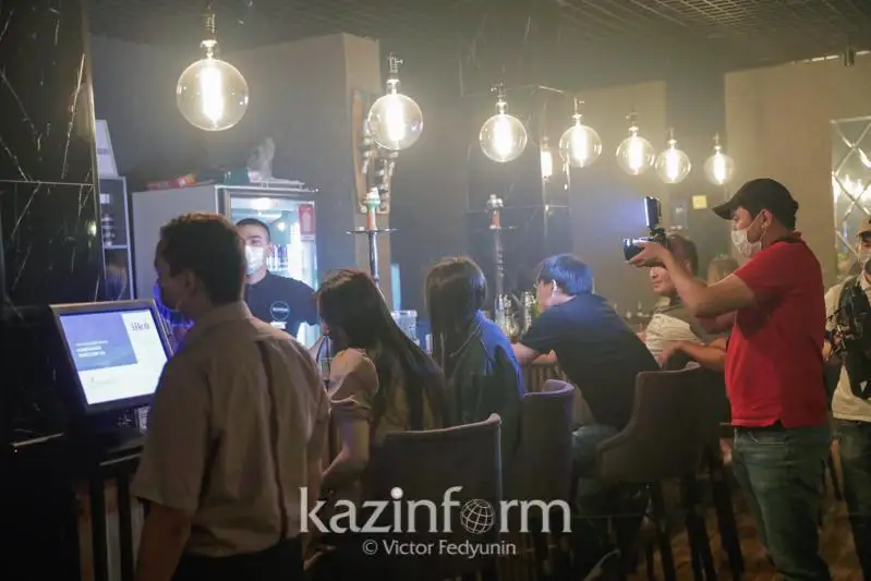 Нарушение карантина: некоторые столичные заведения продолжают работать после полуночи