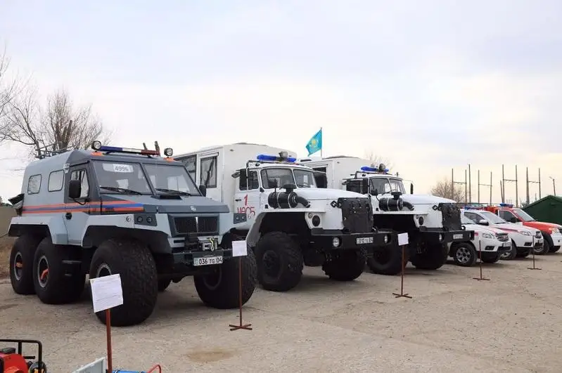 Новой спецтехникой пополнились подразделения ДЧС Актюбинской области