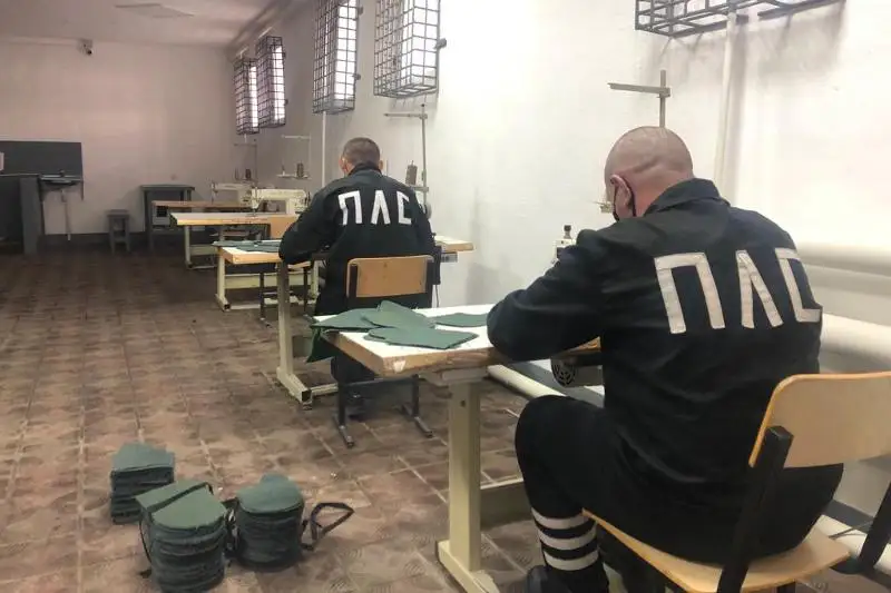 Швейный цех открыли для пожизненно осужденных в Костанайской области