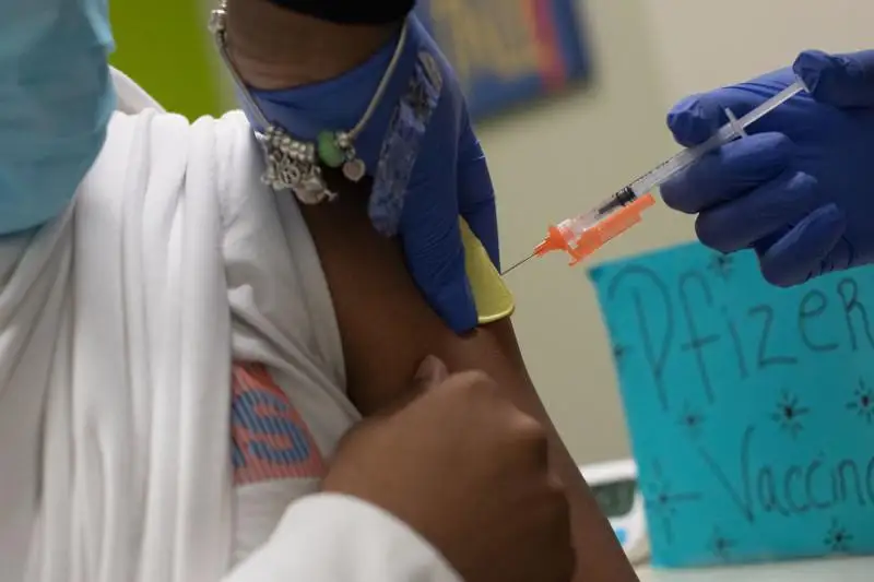 В США одобрили вакцину Pfizer для детей в возрасте от пяти до 11 лет