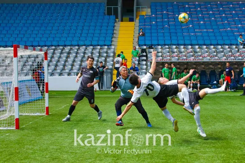 В столице разыгрывается Суперкубок Президента РК по любительскому футболу