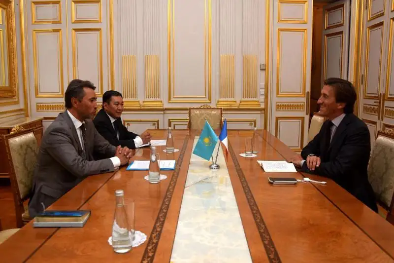 В Париже обсудили перспективы участия компании SUEZ в реализации поручений Президента РК