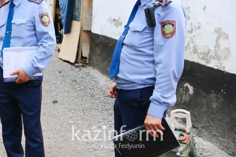 Служебная собака помогла найти наркотики у иностранца в Туркестанской области