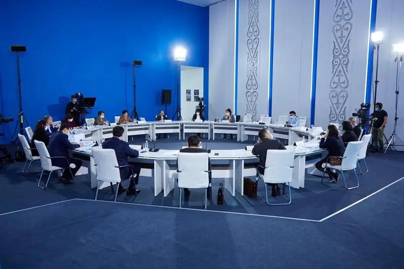 Áıelder isteri jáne otbasylyq-demografııalyq saıasat jónindegi ulttyq komıssııanyń otyrysy ótti