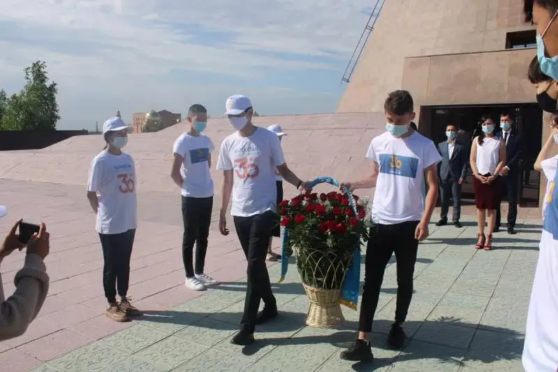 Память узниц «АЛЖИРа» почтили  акмолинские волонтеры