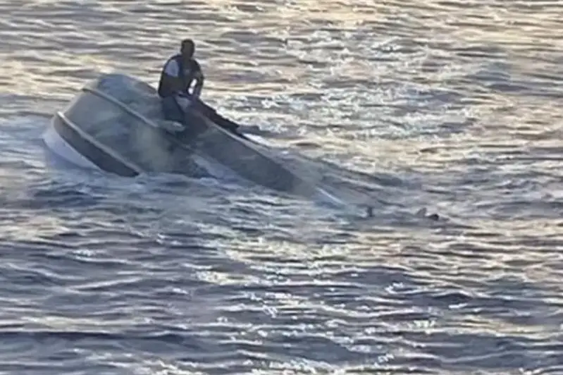 Лодка с десятками мигрантов затонула у побережья Флориды