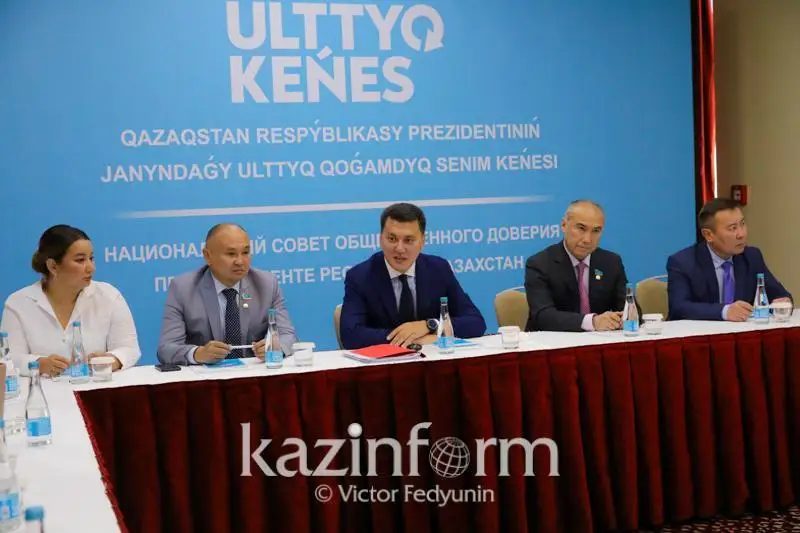 Erlan Qarın: Beıbit jıyndar týraly zań qoǵam belsendiligin konstrýktıvti arnaǵa baǵyttady