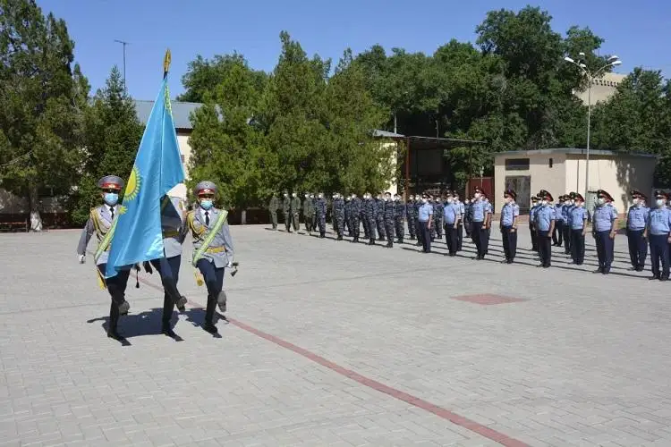 День госсимволов жамбылские полицейские отметили хоровым исполнением Гимна