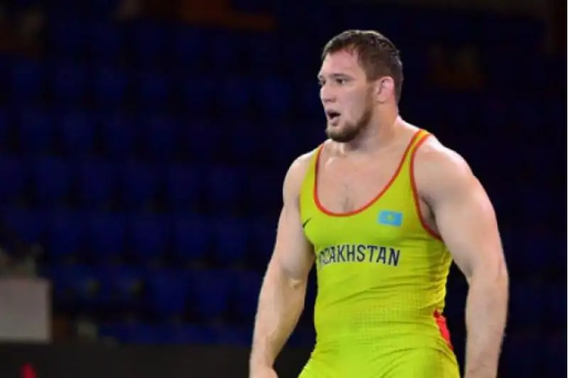 Казахстанец поборется за «бронзу» на чемпионате мира в Осло