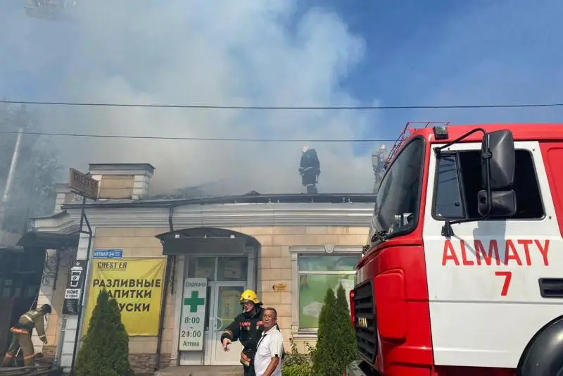 Минимаркет горел в Алматы