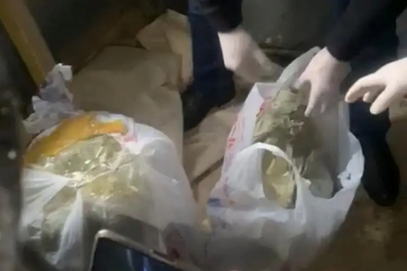 Мешок наркотиков изъяли у жителя Туркестанской области