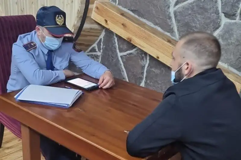 Столичные заведения продолжают игнорировать установленный режим работы