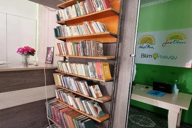 Рестораны переоборудовали в библиотеки в Туркестанской области