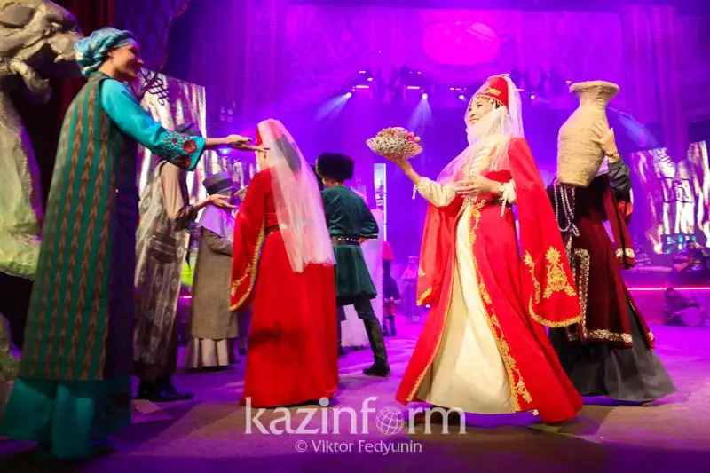 Историю Алтын Орды представили на сцене в Атырау